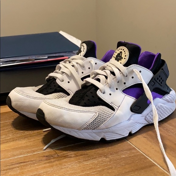 purple and white huaraches